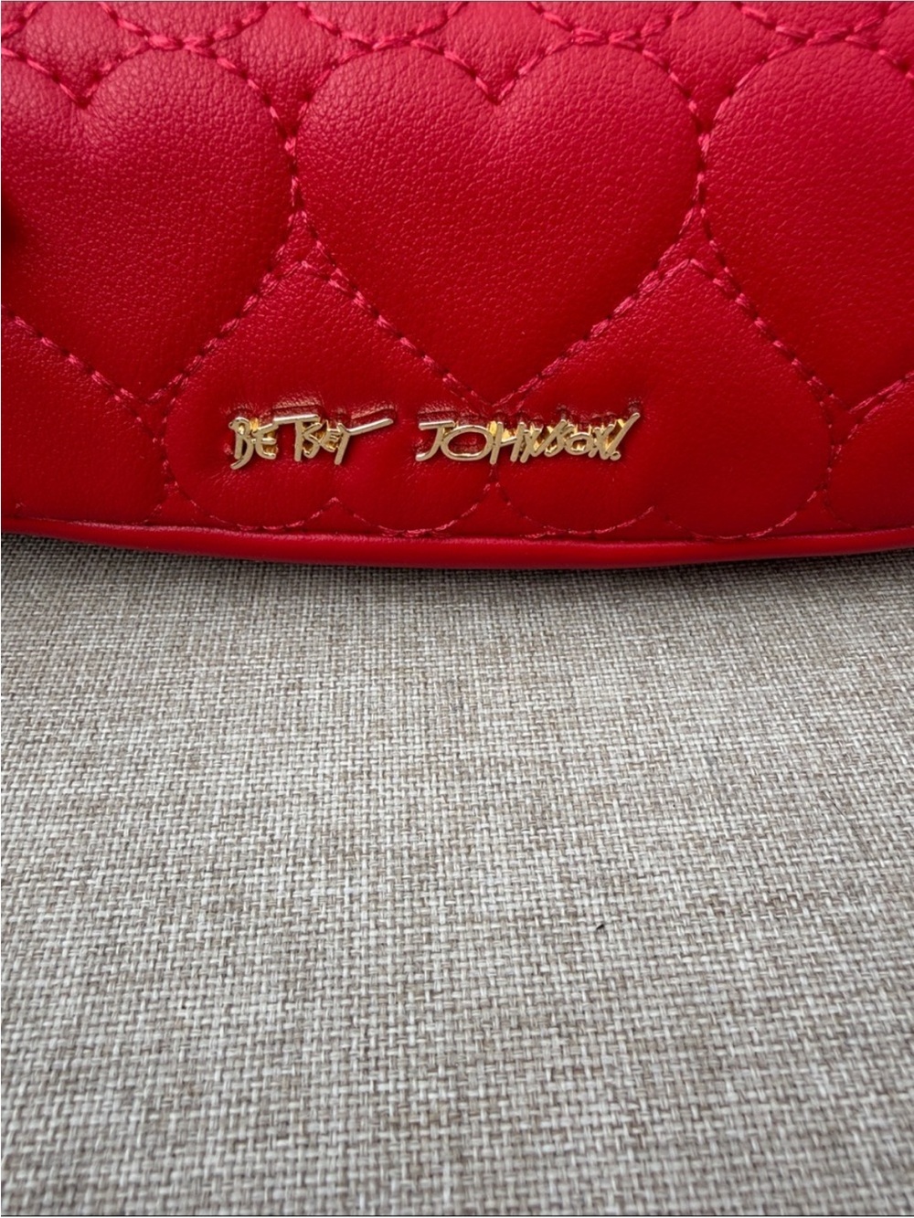 Betsey Johnson Red Heart Quilted Shoulder Bag - Picture 2 of 6